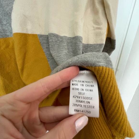 Roolee Cute color blocked mustard, grey, cream sweater. SO soft, a must have - Picture 3 of 4